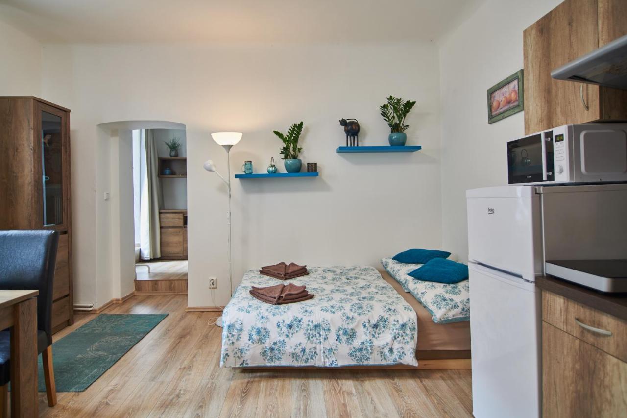 Nice Home To Stay At Prague Close To Castle With Terrace And Garden Экстерьер фото